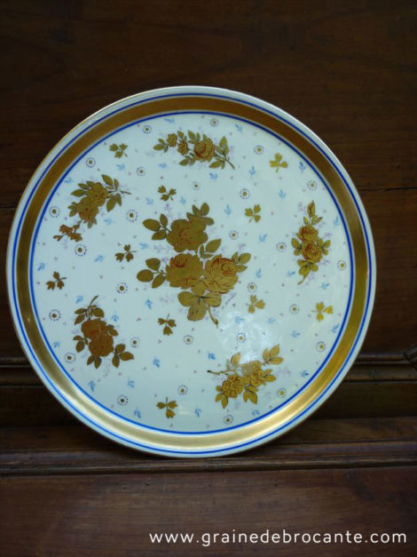 Plat à tarte en porcelaine de Limoges signé R. Brisson