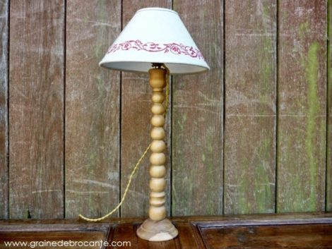 lampe en bois tourné