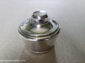 Brule parfum métal argenté