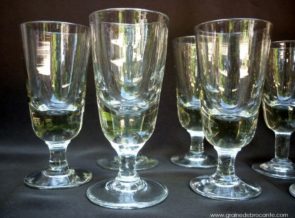 10 verres anciens à absinthe
