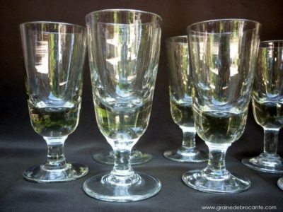 10 verres anciens à absinthe