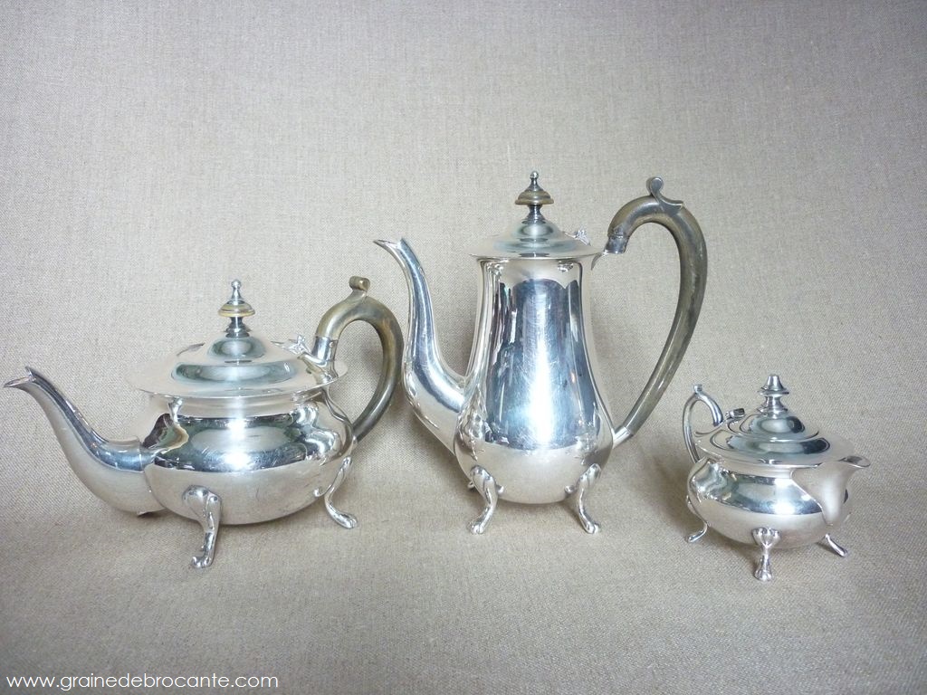 Service à thé et à café métal argenté signé E.P.N.S