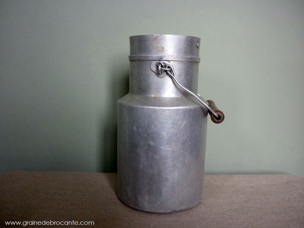 3 Anciens Pot à Lait vintage en aluminium contenance 2 L /1 L bourgeat vache